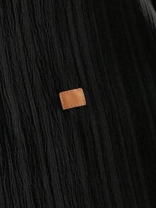HIMLAND 男士休閒單排扣紋理牛仔短袖襯衫 - 黑色 - 查看 4