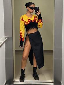 SHEIN ICON 秋冬女款 Concert Club 黃色萬聖節對比色火焰印花短版寬鬆毛衣 - 彩色 - 查看 5