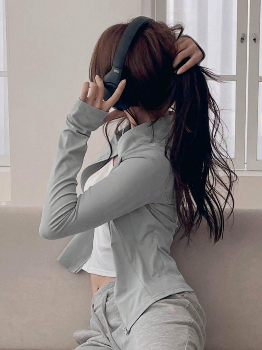 DAZY 女款純色修身開襟拉鍊長袖立領休閒運動性感春秋衛衣 - 淺藍色 - 查看 1