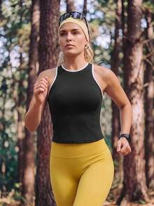 In My Nature Women's Plus Size Black & White Racerback Tank Top With Back Zip Pocket - Colorblock Sports Vest For Gym Workout - Black - View 6
