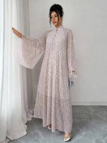 Rafferiza Gaun Wanita Gaya Arab, Sari Chiffon Bermotif Gelombang Air Geometris, Kerah Tegak Kecil Longgar Aneka Warna, Lengan Mengembang - Putih - View 5