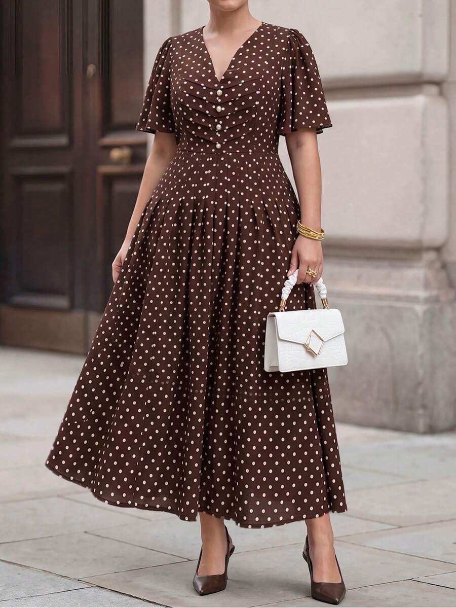 Chikora Vestido elegante de talla grande para mujer con estampado de lunares, diseño de botones y volantes en mangas cortas - Marrón - Ver 1