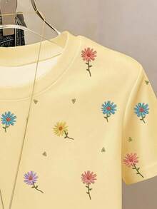 SHEIN 女童春夏休閒舒適時尚創意清新可愛雛菊花卉圖案印花休閒風短袖T恤滿版印花日常穿搭適合春夏氛圍外出上衣 - 彩色 - 查看 6
