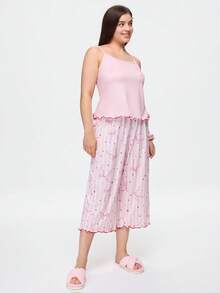 Bonmuse Women's New Summer Spaghetti Strap 3/4 Pants, Light Pink Bow Print Plus Size Loungewear - Baby Pink - View 5