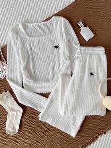 Comfortcana 女款刺繡方領長袖上衣與長褲兩件套 - 白色 - 查看 4