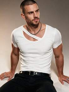 ZURIURI Men's Asymmetrical Slim Fit Design T-Shirt - White - View 1