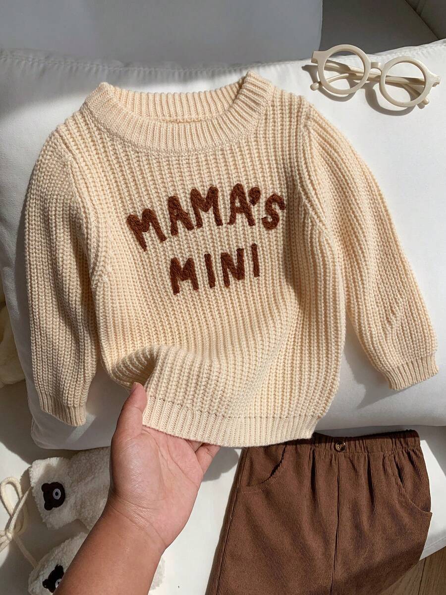 SHEIN 男嬰字母圖案 Mama's Boy 針織柔軟圓領長袖套頭毛衣 百搭舒適 秋冬返校服飾