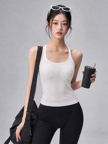 DAZY 韓式風格白色修身百搭運動健身休閒通勤女款背心，適合春夏秋季 - 白色 - 查看 1