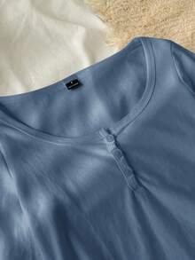 Tseoso 女款新款棉感霧藍色 95% 棉半鈕扣前襟 T-Shirt，四季百搭居家穿著 - 霧霾藍 - 查看 4