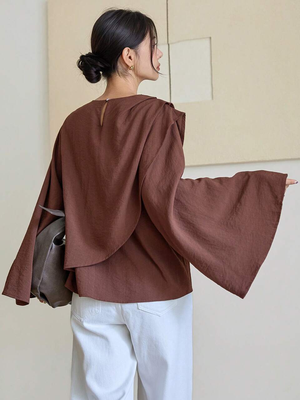 Women's Solid Color Pleated Bell Sleeve Loose Fashion Blouse Fall