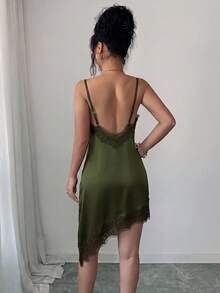 Rafferiza 女款優雅蕾絲拼接緞面細肩帶洋裝，適合度假與約會穿搭 - 軍綠色 - 查看 2