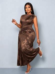 SOLERSUN Plus-Size Women's Slim-Fit Dress Suitable For Daily Commuting, Shopping, Parties, And Gatherings. - Brown - View 2