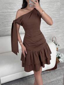 Modelyn Women's Solid Color Twist Shoulder Design Ruffle Hem Short Dress,Dresses For Women Summer - Burgundy - View 6