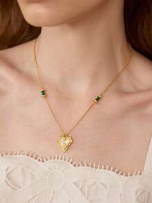 MOTF PREMIUM Colar Elegante com Pingente de Amor em Pedra Natural e Zircônia Incrustada, Banhado a Ouro 18K - Ouro amarelo - Visão 1