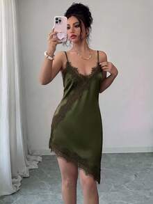 Rafferiza 女款優雅蕾絲拼接緞面細肩帶洋裝，適合度假與約會穿搭 - 軍綠色 - 查看 4