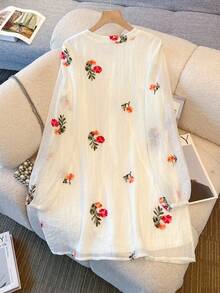 SHEIN Autumn‑Winter 3D Floral Embroidered Loose‑Fit Dress, Crinkled Fabric, Daily Commuter, Boho‑Chic Style - Beige - View 2