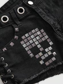 ROMWE Grunge Punk 女款萬聖節龐克辣妹鉚釘十字串珠低腰牛仔迷你短褲 - 黑色 - 查看 4