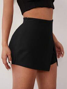 SHEIN SXY Celana Pendek Ukuran Besar Kasual Musim Panas Seksi Serbaguna Warna Polos Belahan Bawah Hitam - Hitam - View 5