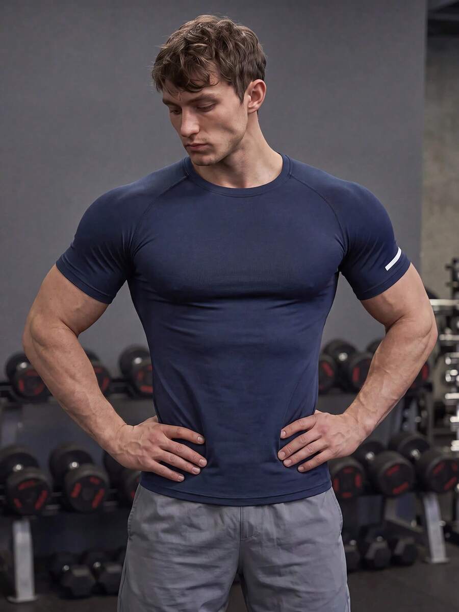 GymBeat 男士彈性時尚標誌運動T恤,節日禮物,健身房 - 藏蓝色 - 查看 1