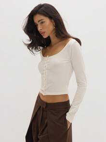 MUSEYN Atasan Jersey Putih Kancing Depan Lengan Panjang Leher Bulat Pas Badan - Putih - View 4