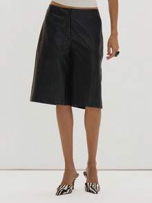 MUSEYN Celana Pendek Jorts Longgar PU Hitam - Hitam - View 2