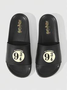 HARRY POTTER X SHEIN Summer Versatile Black Printed Beach Slippers, Lightweight Soft Bottom - Black and yellow - View 2