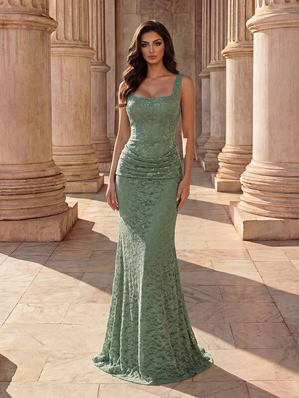 Coutiva High-End Evening Gown, Elegant Formal Dress, Sophisticated Elegant Luxury Evening Dress