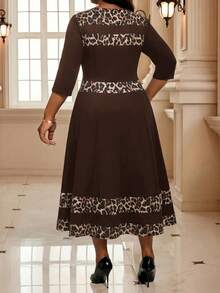 SHEIN Lady CURVE Plus Size Women's Patchwork Leopard Print Round Neck 3/4 Sleeve Elegant Dress - Brown - View 2