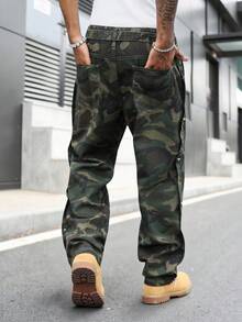 GALLERY FADE 男士街頭風休閒拼接腰帶迷彩牛仔長褲 - 軍綠色 - 查看 7