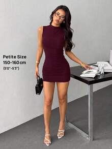 SHEIN PETITE 女款極簡純色立領無袖百褶修身迷你洋裝，優雅穿搭，適合夏季、聖誕節、假日派對、婚禮賓客等場合（包含紅色、酒紅色及其他款式） - 中紫紅色 - 查看 9