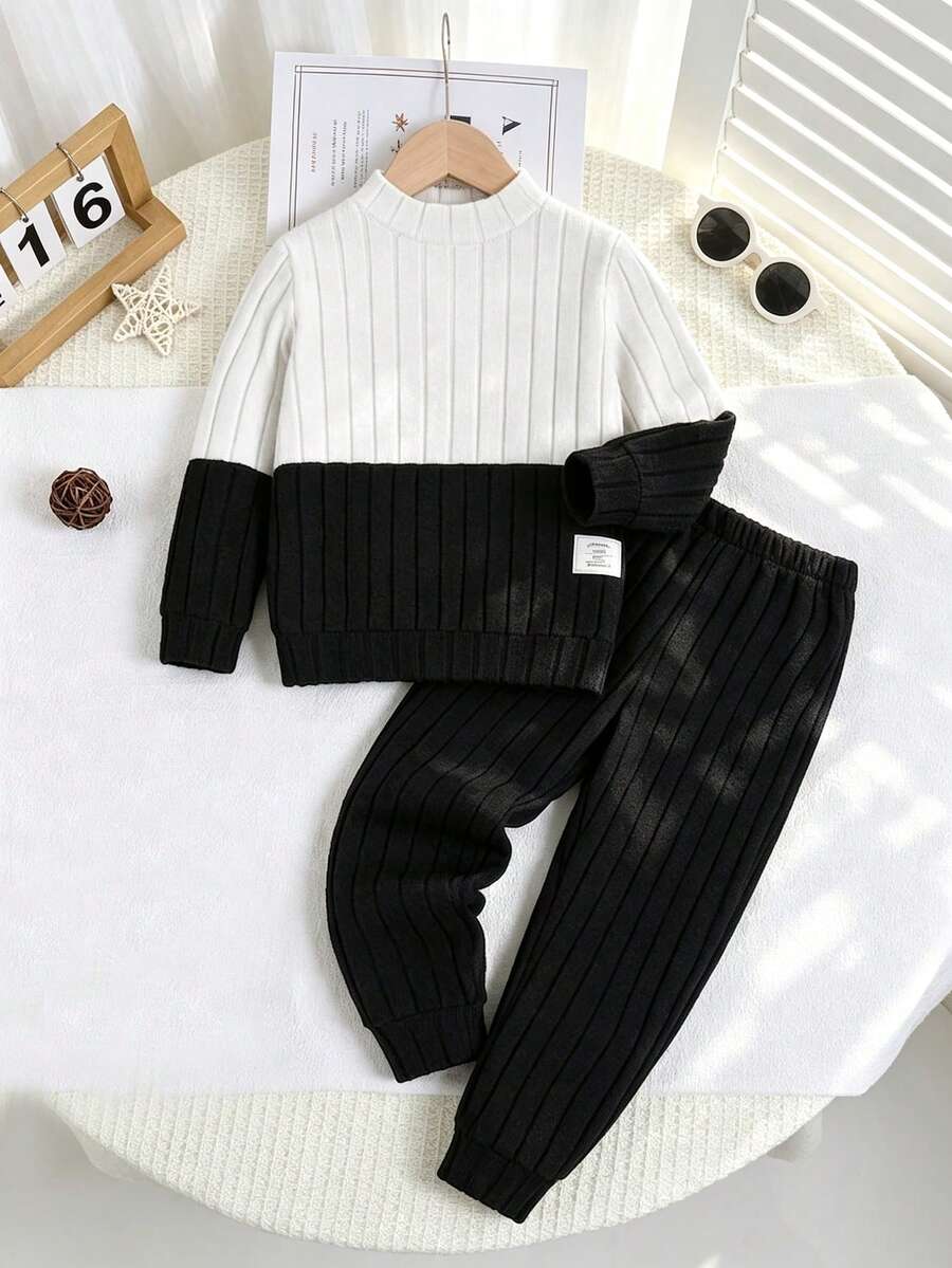 SHEIN 男童可愛趣味卡通塗鴉街頭風 2件套,秋冬款 - 黑與白 - 查看 1