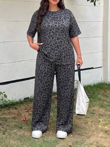 SHEIN EZwear 豹紋女款大尺碼圓領T恤與長褲休閒兩件套，灰色，適合度假與辦公，夏季穿著 - 深灰色 - 查看 4