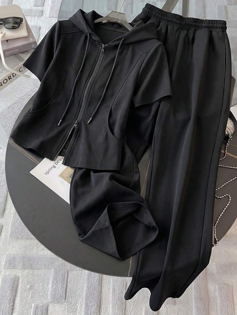 Resyla Women's 2 Pieces Black Casual Short Sleeve Sweatshirt And Long Pants Set, Suitable For Daily Wear And Home - Black - View 1