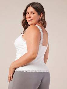 SHEIN BASICS Casual Basic Style Narrow Neck Lace Trim Ribbed Women's Plus Size Regular Vest, White, Sleeveless, Ribbed Texture, Side Pleats. - White - View 2
