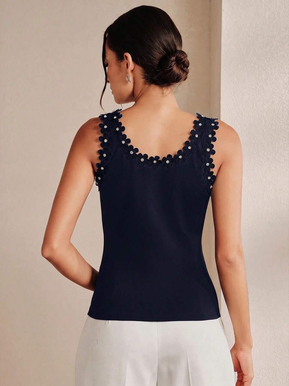 Women's Summer New Round Neck Contrast Color Black Fitted Short Tank Top With 3D Lace Trim, High Elastic Cotton, Black Top, Going Out Tops For Women, Office Wear For Women