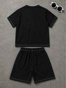 SHEIN 男嬰字母印花對比色短袖T恤與短褲休閒套裝 - 彩色 - 查看 2