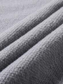 Manfinity CasualKnits 男士字母圖案休閒日常長袖針織衫 - 淺灰色 - 查看 4