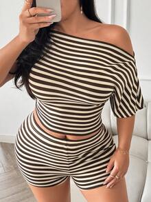 SHEIN SXY 兩件套:米色印花彈性針織不對稱領口短袖修身百褶上衣與高腰修身短褲,適合早午餐正式場合夏季穿著 - 彩色 - 查看 4