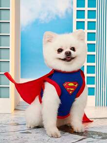 SUPERMAN X PETSIN PETSIN 聯名款 1件無袖披風寵物服裝，貓狗通用，經典紅藍配色附Logo，休閒時尚，透氣舒適，適合日常穿著、Cosplay或節日拍照，瞬間讓您的寵物變身超級英雄 - 紅色 - 查看 5
