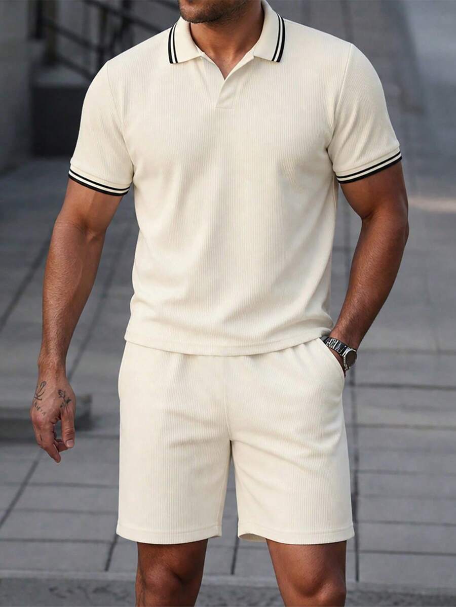 Manfinity CasualCool 春季新款休闲户外男士运动套装,短袖上衣和短裤,面料柔软舒适,可机洗,适合健身、户外活动和日常休闲穿着,可作为男士礼物 - 米色 - 查看 1