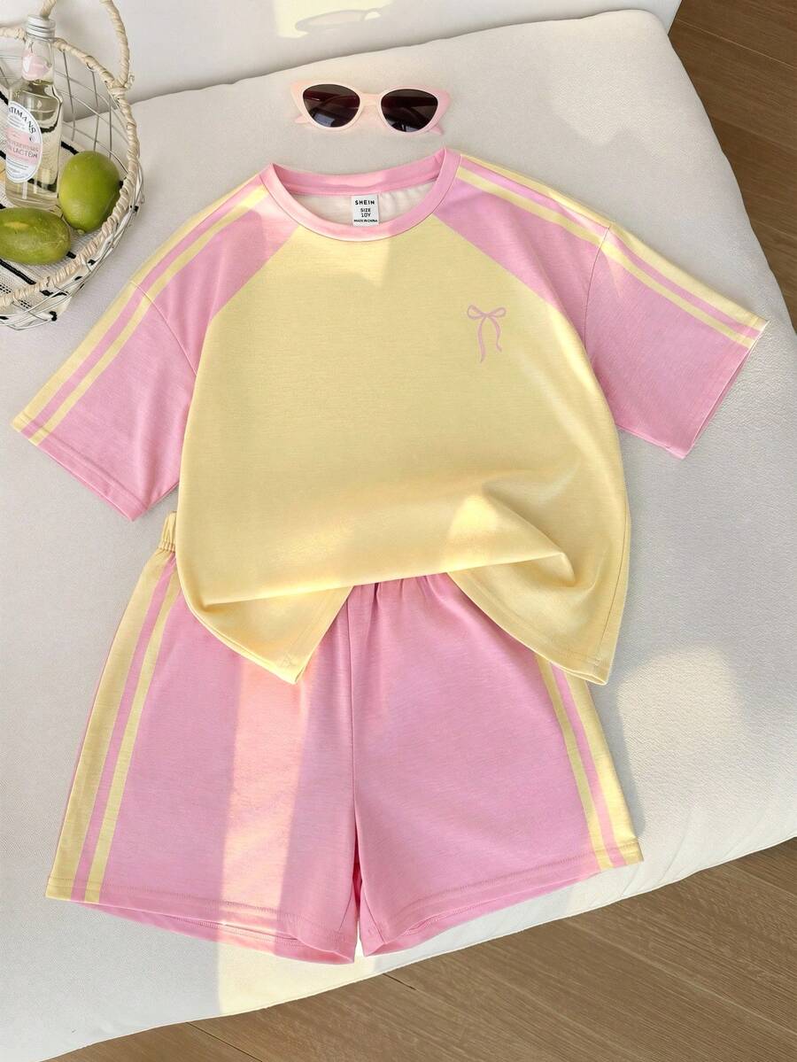 SHEIN 青少年女孩夏季休閒舒適粉色條紋短袖T恤彈性腰短褲套裝 - 粉色 - 查看 1