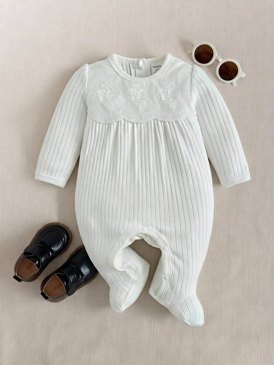 SHEIN Newborn Simple White Eyelet Embroidery Ruffle Ribbed Cotton Long Sleeve Fall Autumn/Winter Jumpsuit Loungewear Crew Neck Knit Solid Lace Pants Set