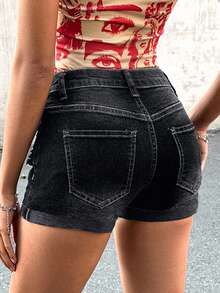 SHEIN Quần short denim cạp thấp rách gấu cuộn màu trơn giặt wash phong cách Y2K cho nữ teen, mặc mùa xuân hè, đi biển boho, concert, rave, lễ hội, dễ thương, lễ tốt nghiệp, kỳ nghỉ hè - màu đen - Xem 2
