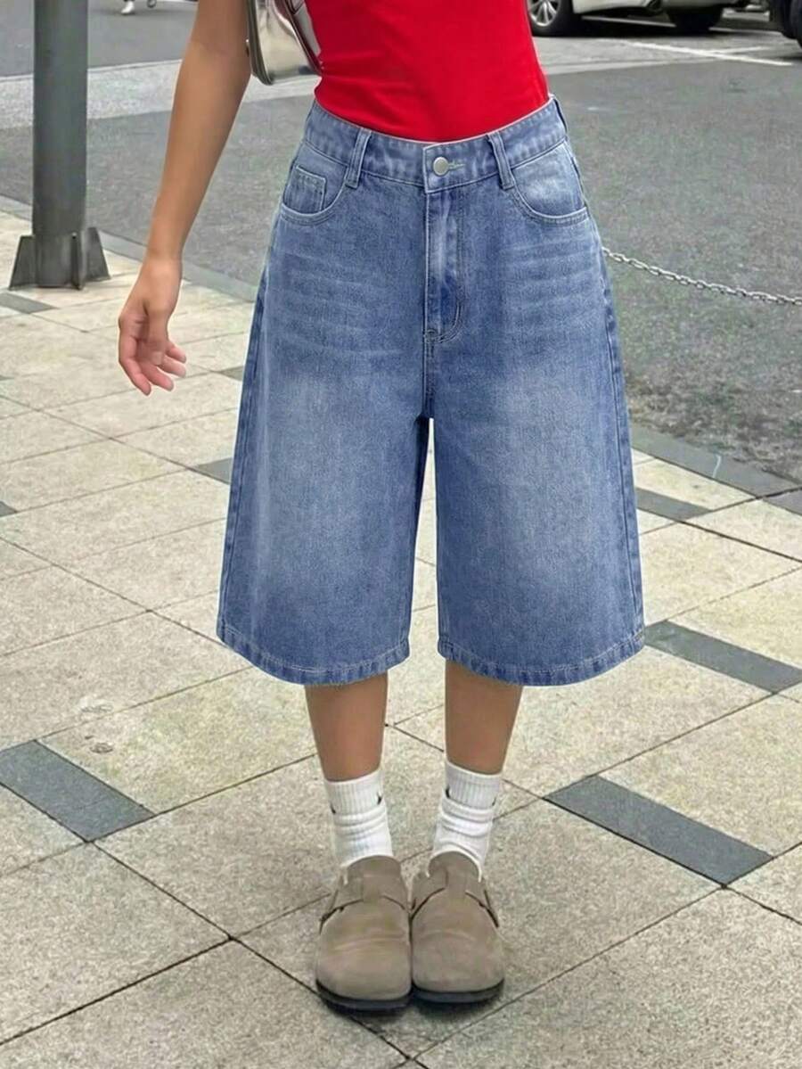 SHEIN 少女Y2K复古水洗口袋设计宽松百慕大牛仔短裤,夏季波西米亚风牛仔短裤,适合夏季休闲、学校、校园、大学穿着,也适合春夏季节穿着,复古/海滩/海边/优雅毕业季假期春季海滩度假牛仔短裤,情人节适用。 - 中等水洗藍 - 查看 1
