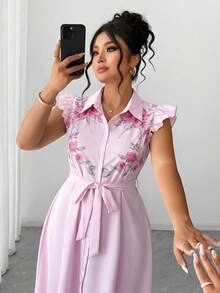 SHEIN Clasi 夏季立領飄逸袖前開襟綁腰無袖粉色全息數位印花仿刺繡收腰A字女款洋裝 - 粉色 - 查看 5