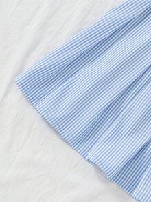 SHEIN 2件組女童蝴蝶結裝飾T恤與蝴蝶結裝飾百褶裙，黑白條紋布料，適合春夏外出與度假穿著，時尚百搭 - 彩色 - 查看 6