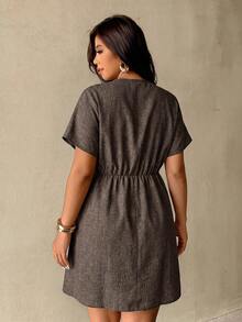 Auralis Plus Size Women's Elegant Casual Short Sleeve Dress Metal Waist Design Pleated Detail Teachers' Day Brunch Bussines Formal Office Brown Summer - Brown - View 4