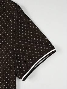 Manfinity Homme 男士休閒印花拼色半門襟鈕扣短袖 Polo 衫 - 棕色 - 查看 3