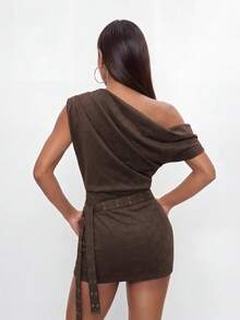 Avantive Gaun Mini Wanita Warna Polos dengan Desain Eyelet, Leher Asimetris, dan Detail Kerut, Cocok untuk Pesta, Acara Malam, Warna Cokelat Tua, Seksi untuk Musim Gugur - Kopi - View 3