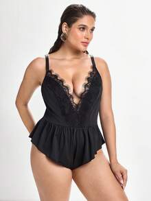 Slumbrini Plus Size Women's Eyelash Lace Patchwork Satin Robe & Nightgown 3-Piece Set - Black - View 5